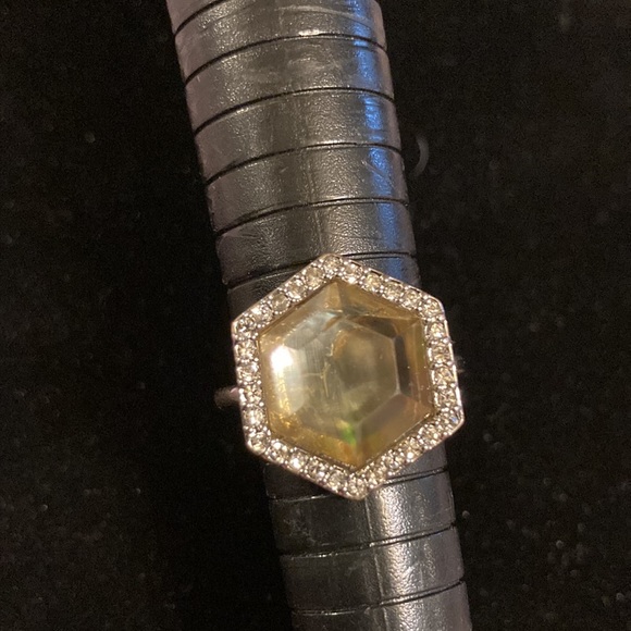 Chloe and Isabel mother of Pearl style fashion ring size 8 - Picture 9 of 10